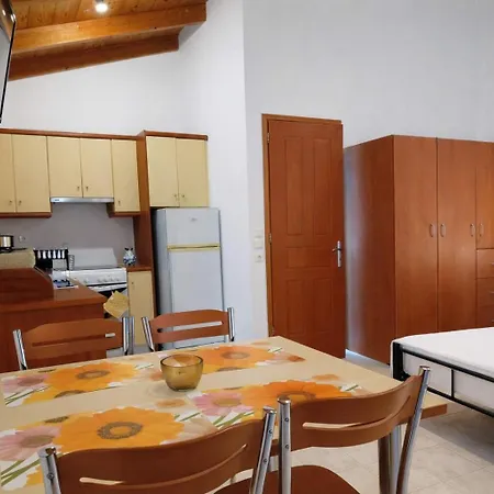 בית נופש Ionian Balcony - Getaway With Sea View -