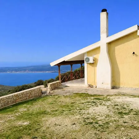 בית נופש Ionian Balcony - Getaway With Sea View -